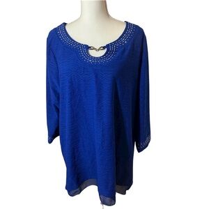 NWT - JM Collection Woman Blue Blouse with Silver Bling.
